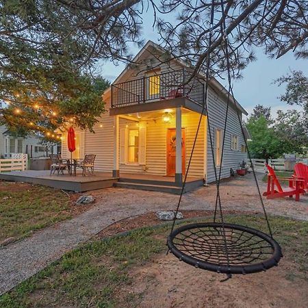 Old Farmhouse Downtown Monument Villa Exterior foto